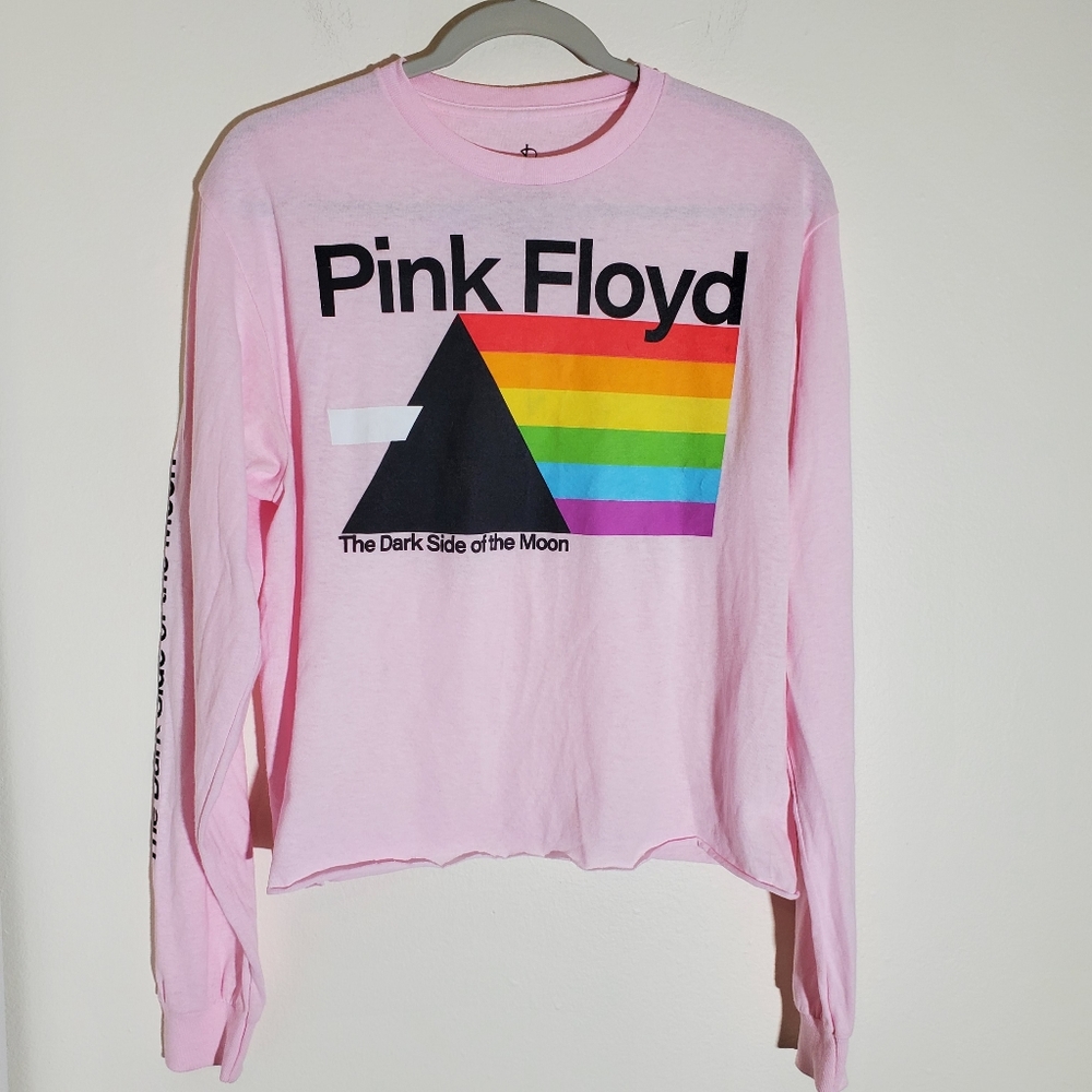 Pink Floyd "The Dark Side of the Moon" Cropped Cut Hem Long Sleeve Band …